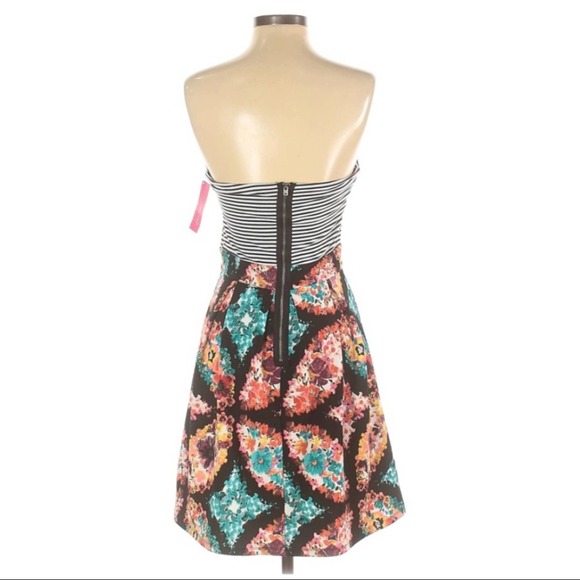 NWT Xhilaration Mixed Printed Strapless Dress S - Picture 2 of 3